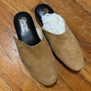 Charger suede slipper